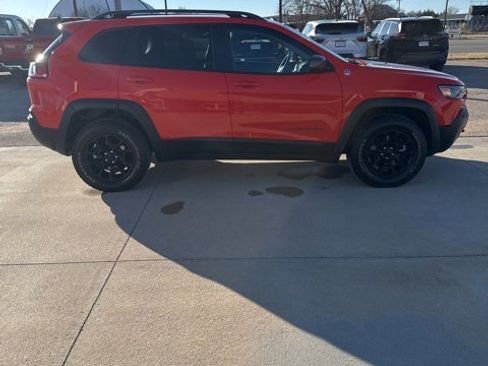 Used 2021 Jeep Cherokee Trailhawk w/ Trailer Tow Group image 4