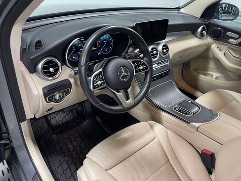 Used 2022 Mercedes-Benz GLC 300 4MATIC image 21