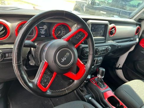 Used 2020 Jeep Gladiator Sport w/ Quick Order Package 24S AWD/4WD image 9