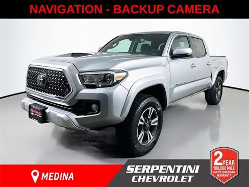 Used 2019 Toyota Tacoma TRD Sport image 1