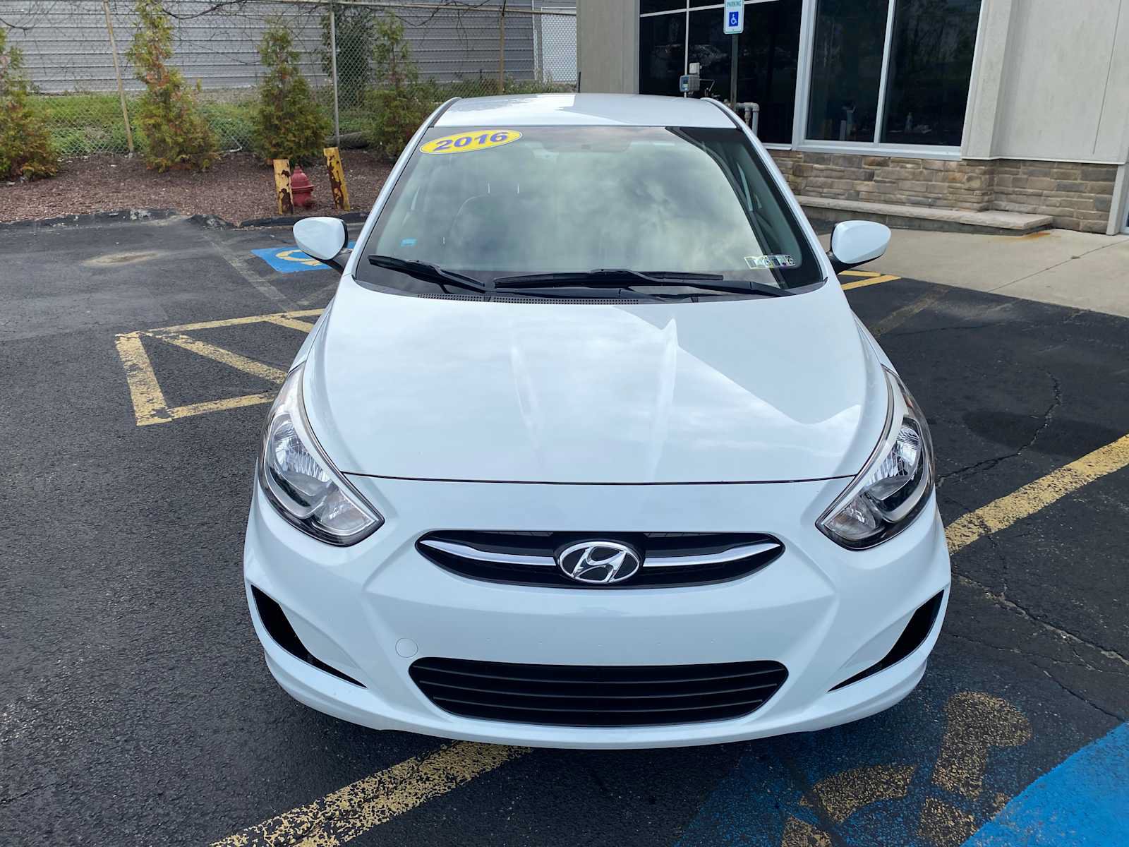 Used 2016 Hyundai Accent SE FWD image 11