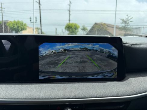 Used 2026 Nissan Kicks SV FWD image 7