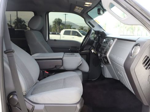 Used 2016 Ford F250 XLT w/ XLT Value Package AWD/4WD image 34