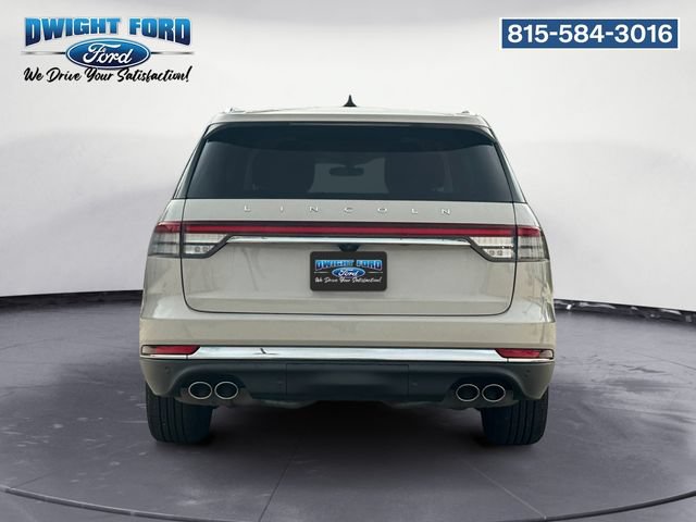 Used 2023 Lincoln Aviator Reserve w/ Elements Package Plus AWD/4WD image 4