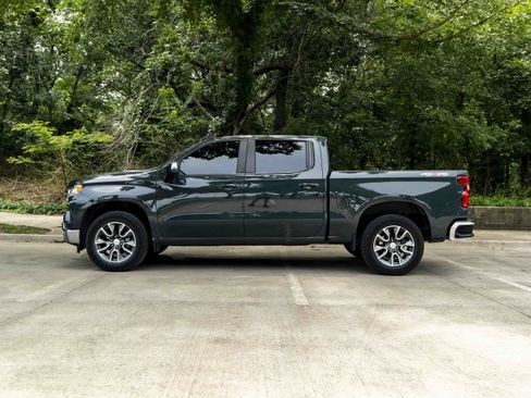 Used 2025 Chevrolet Silverado 1500 LT AWD/4WD image 6