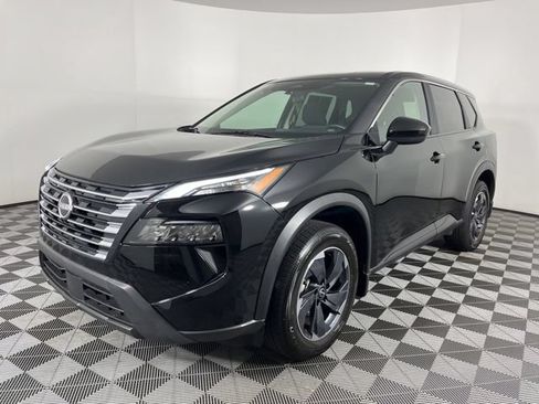 Used 2025 Nissan Rogue SV FWD image 6