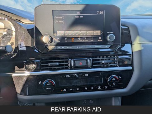 New 2025 Nissan Pathfinder SV image 17