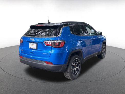 Used 2025 Jeep Compass Limited image 7