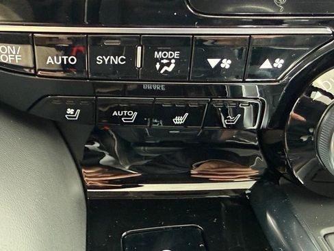Certified 2026 Acura MDX SH-AWD w/ Advance Package image 19