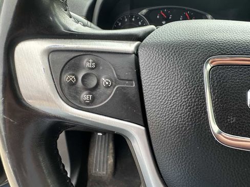 Used 2019 GMC Terrain SLE w/ Driver Convenience Package FWD image 15