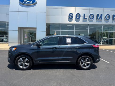 Certified 2024 Ford Edge SEL w/ Convenience Package AWD/4WD image 9