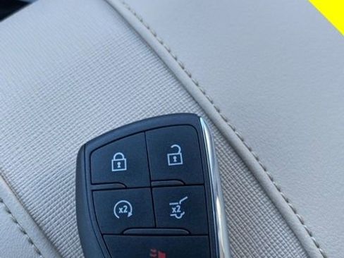 New 2025 Buick Enclave Preferred w/ LPO, Floor Liner Package image 29