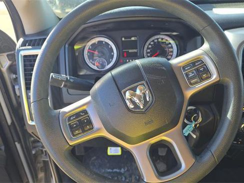 Used 2023 RAM 1500 Classic SLT image 8