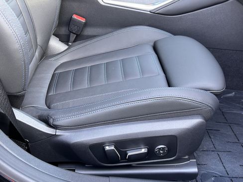 Used 2026 BMW M440i w/ Premium Package RWD image 25