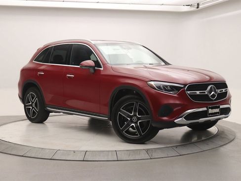 New 2026 Mercedes-Benz GLC 300 image 1