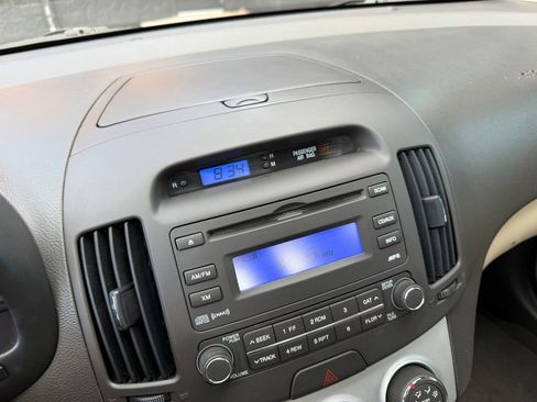 Used 2009 Hyundai Elantra GLS image 27