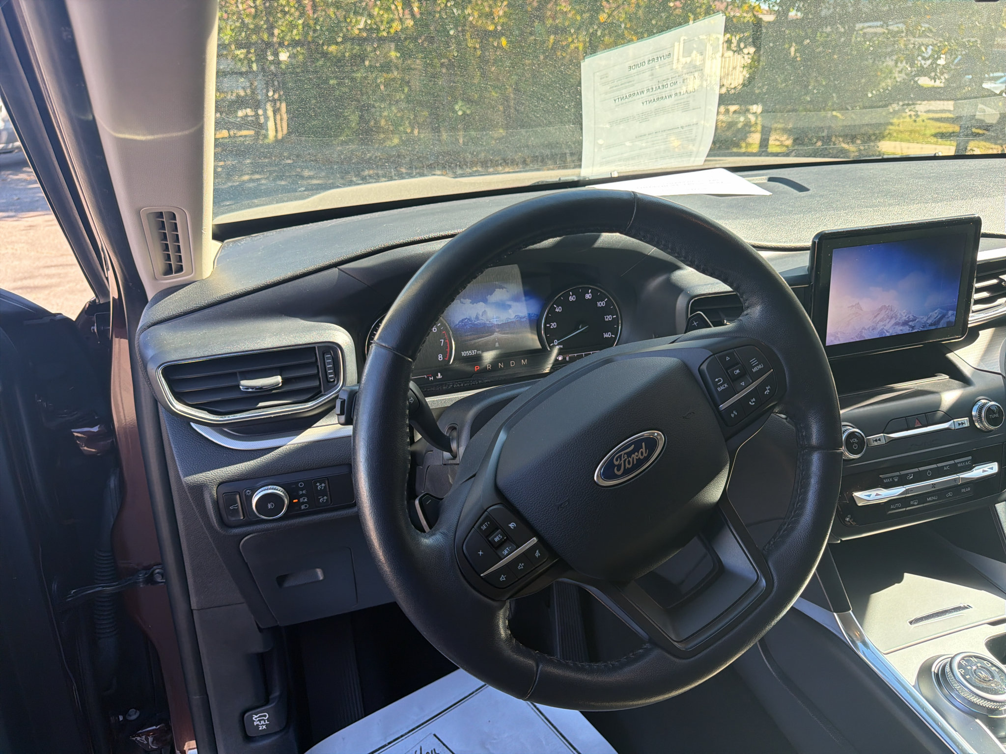 Used 2020 Ford Explorer XLT w/ Equipment Group 202A RWD image 12