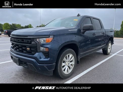 Used 2023 Chevrolet Silverado 1500 Custom image 1