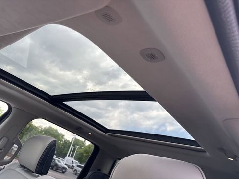 Used 2024 RAM 1500 Limited image 3