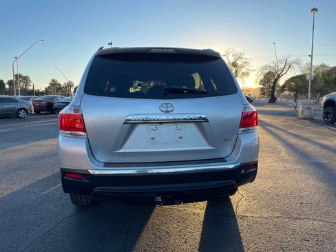 Used 2012 Toyota Highlander Limited image 4