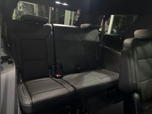 Used 2026 GMC Yukon Denali AWD/4WD image 25