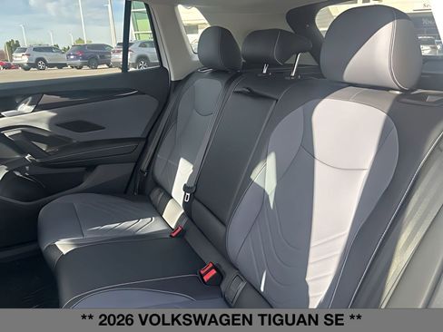 New 2026 Volkswagen Tiguan SE AWD/4WD image 17