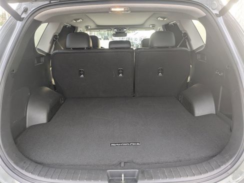 Used 2023 Hyundai Santa Fe Limited image 13