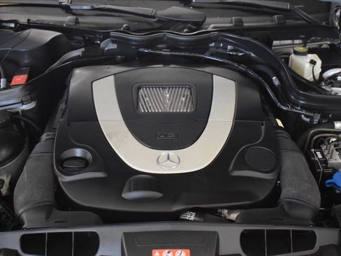 Used 2011 Mercedes-Benz E 550 Coupe image 48