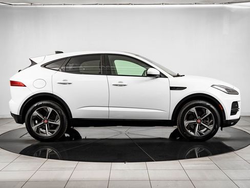 Used 2022 Jaguar E-PACE SE image 6