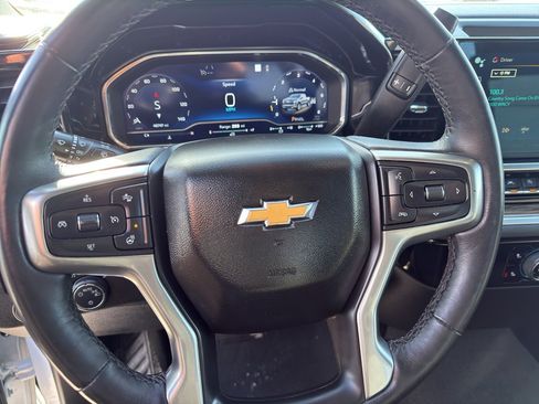 Used 2022 Chevrolet Silverado 1500 LT image 18
