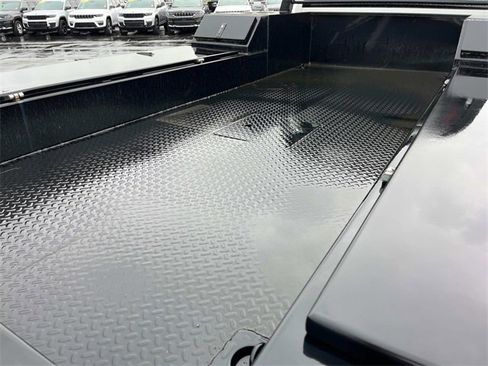 Used 2020 RAM 5500 Tradesman w/ Chrome Appearance Group image 5