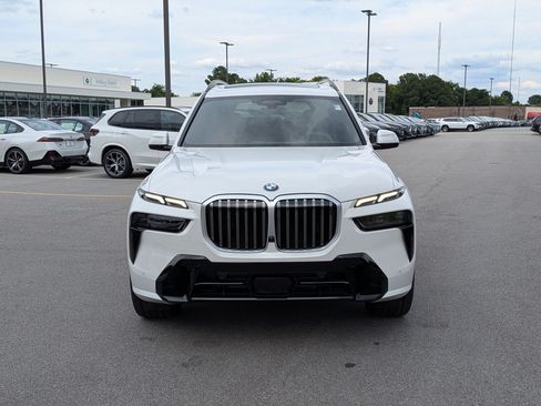 New 2027 BMW X7 xDrive40i w/ M Sport Package AWD/4WD image 8
