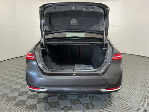 Certified 2025 BMW 530i w/ Premium Package image 28