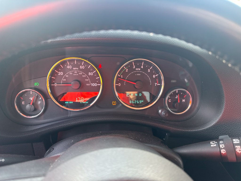 Used 2017 Jeep Wrangler Sahara w/ Trailer Tow Group AWD/4WD image 5