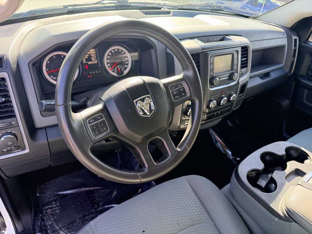 Used 2018 RAM 1500 Express w/ Express Value Package AWD/4WD image 17