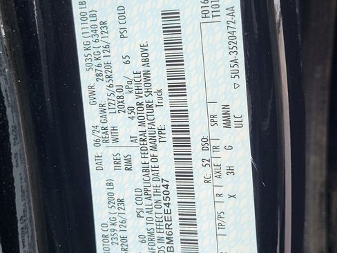 Certified 2024 Ford F250 Platinum AWD/4WD image 34