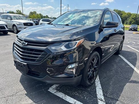 Used 2020 Chevrolet Equinox LT w/ Midnight Edition AWD/4WD image 8