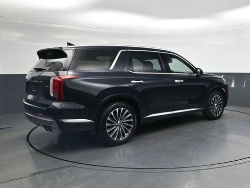Used 2023 Hyundai Palisade Calligraphy AWD/4WD image 4
