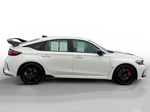 Certified 2026 Honda Civic Type R image 6
