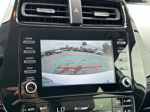 Used 2020 Toyota Prius XLE image 26