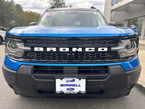 Used 2025 Ford Bronco Sport Outer Banks w/ Outer Banks Tech Package+ AWD/4WD image 9