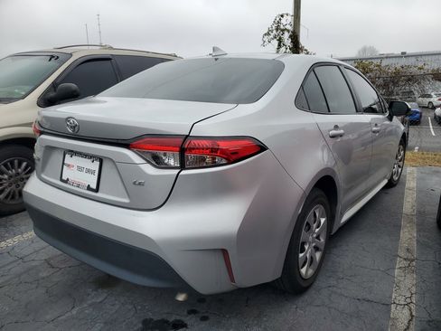 Used 2024 Toyota Corolla LE image 6