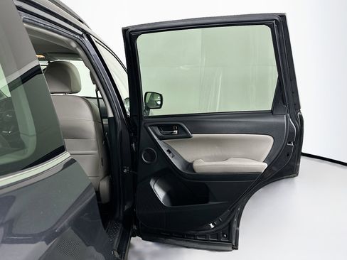 Used 2016 Subaru Forester 2.5i Limited w/ Popular Package #1 image 30