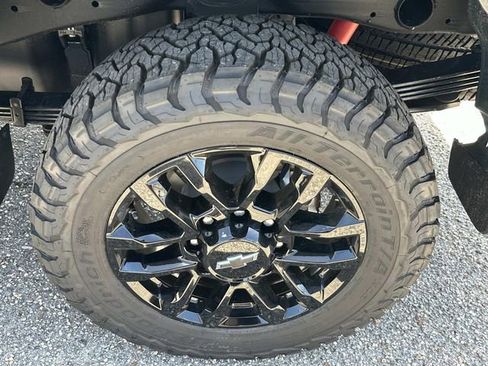 New 2026 Chevrolet Silverado 2500 LT w/ Trail Boss Package AWD/4WD image 13