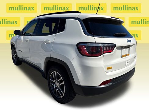 Used 2019 Jeep Compass Latitude image 10