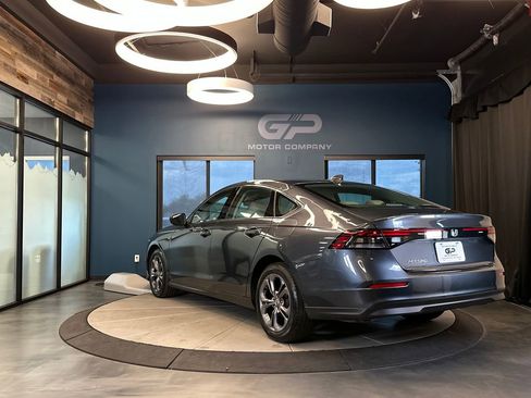 Used 2023 Honda Accord EX image 5