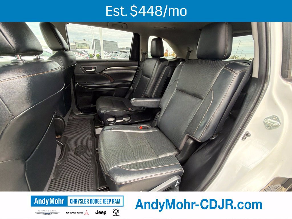 Used 2019 Toyota Highlander Limited Platinum AWD/4WD image 16