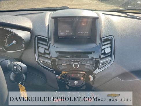 Used 2014 Ford Fiesta SE w/ Equipment Group 201B image 11