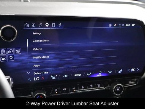 Used 2024 Chevrolet Blazer EV LT AWD/4WD image 29
