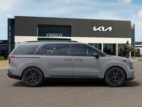 New 2026 Kia Carnival SX Prestige FWD image 7